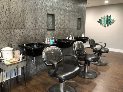 33 Street Hair Studio