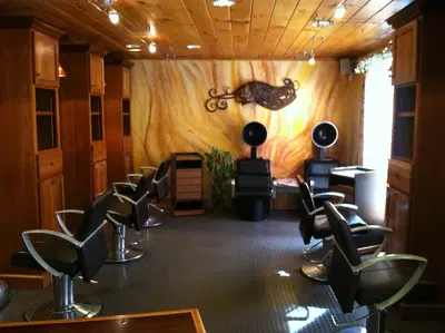 The Madd Hatter Hair Salon