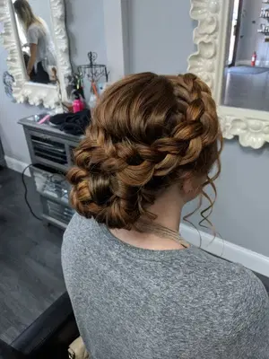5 Diamond Salon