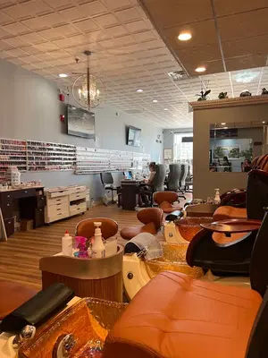 GT Nails And Hair