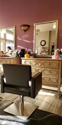 Highlight's Hair Salon