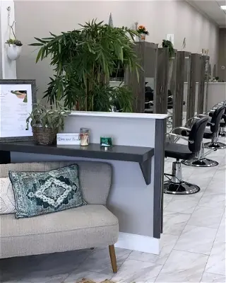 Menlo Unisex Salon Moved to Pro Hair Fords