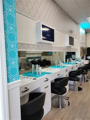 Moxie Salon and Beauty Bar - Garwood