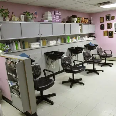Salon St John