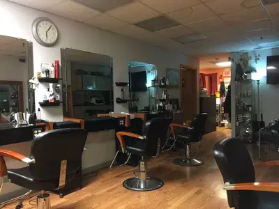 Rickie's Hair & Beauty Salon