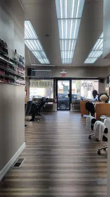 Pink's Salon & Spa