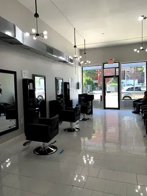Ariannis Hair Salon