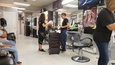 Looking Good Hair Salon