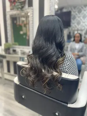 Kim's House of Beauty