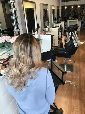 Michele’s Station Square Hair Salon