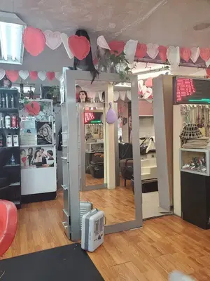 Vicki's Salon