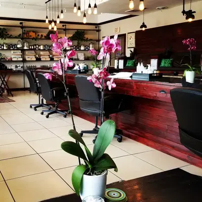 Yes Natural Nail Boutique