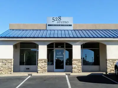528 Salon and Yoga Studio