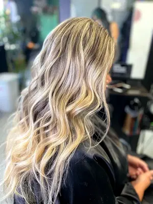 Salon Emerald