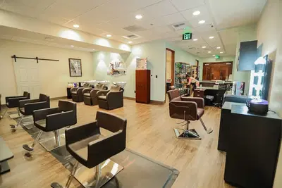 THE CUT AND COLOR LOUNGE Galleria At Sunset