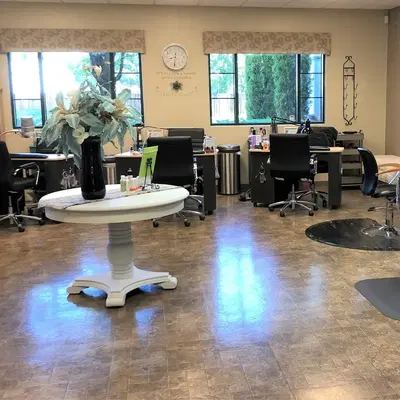 Salon Glow