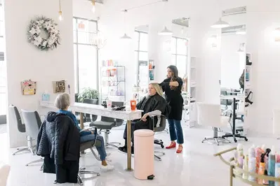 315 Beauty Bar
