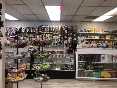 Fatima's Hair Braiding Shop