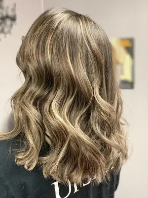 Aria Salon