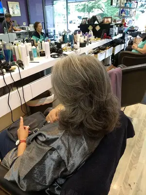 Salon Antonio