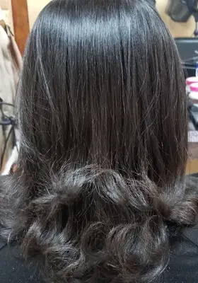 Riverdale Beauty Salon