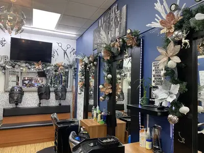 D' Iris Beauty Salon