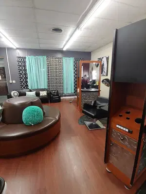Hair Culture Salon Suites