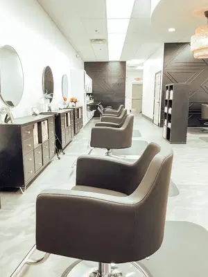 Free To Be Me Salon