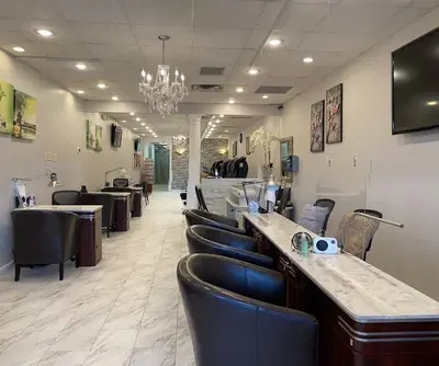 Tweety's Nest Nails & Spa