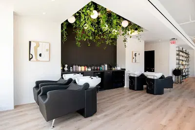 Marco Alexzander Salon
