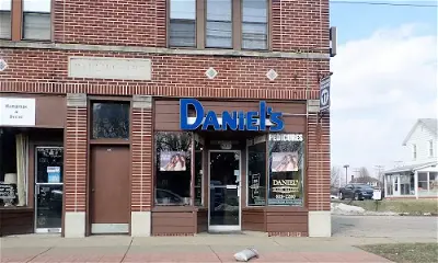 Daniel's Salon