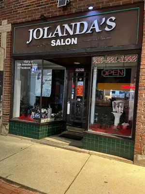 Jolanda Salon