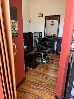 RJ Michaels Hair Salon