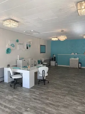 Polished Nail Bar CLE