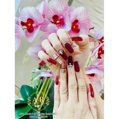 A & R Nail Creations Salon & Spa