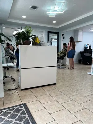 Amor Hair Salon LLC
