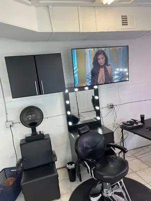 Hair Salon Locs, braids, & silk press