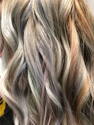 Elle Salon