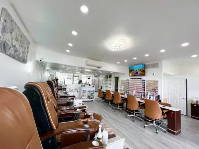Rosy Nails Tigard Plaza