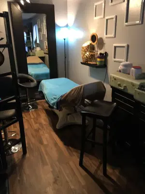Salon Jules Beauty Lounge