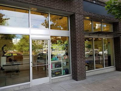 Iolite Salon
