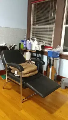 Moon Salon