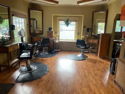Salon Static