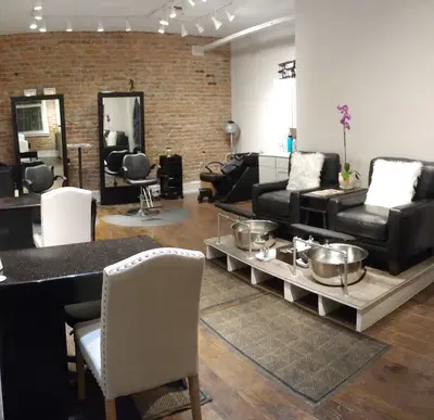 HEATHER MARIE, HAIRSTYLIST