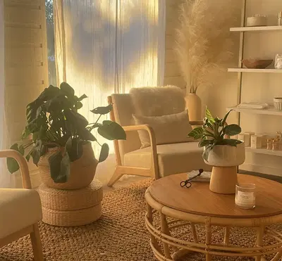 ajaye beauty bar