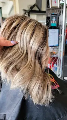 Jen The Unicorn Stylist