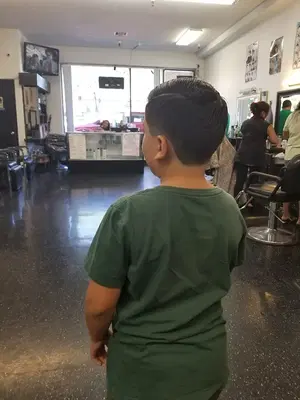 Perla Salon
