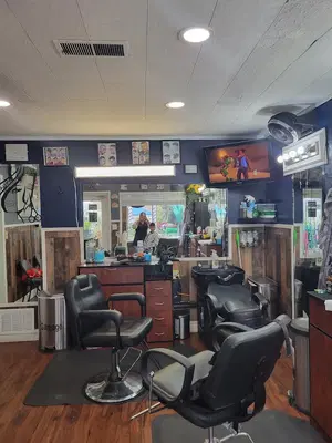 Hilda's Salon