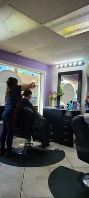 Gloria’s Beaverton Salon