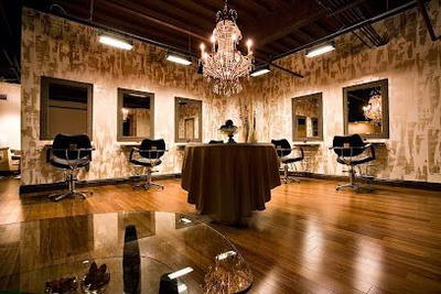 Izzazu Salon, Spa & Blowout Bar - Downtown